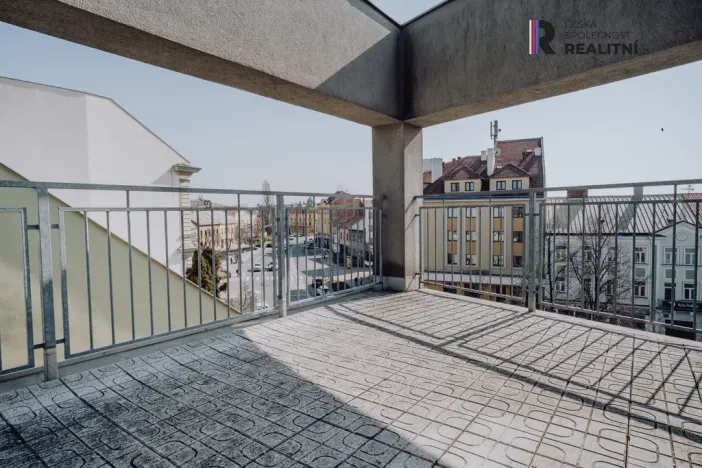 Prodej bytu 6+kk a větší, Kroměříž, náměstí Míru, 178 m2