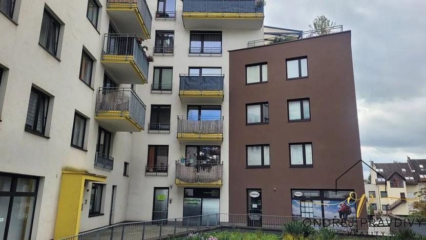 Pronájem bytu 1+kk, Praha - Modřany, Soukalova, 33 m2