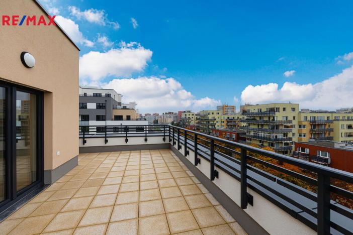 Pronájem bytu 1+kk, Praha - Hlubočepy, Fabiánové, 34 m2