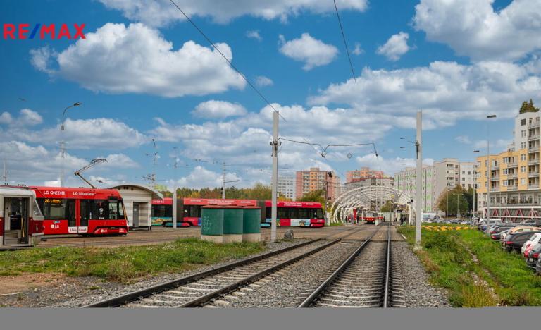 Pronájem bytu 1+kk, Praha - Hlubočepy, Fabiánové, 34 m2