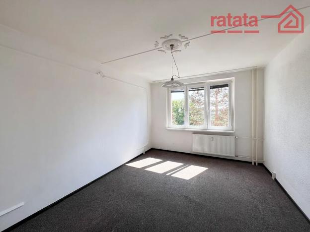 Pronájem bytu 2+1, Chomutov, Růžová, 60 m2