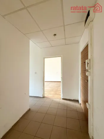 Pronájem bytu 2+1, Chomutov, Dřínovská, 62 m2