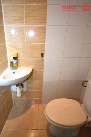 Pronájem bytu 3+1, Chomutov, Jirkovská, 62 m2
