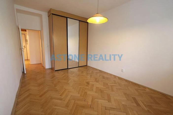Pronájem bytu 2+kk, Praha - Břevnov, Junácká, 56 m2