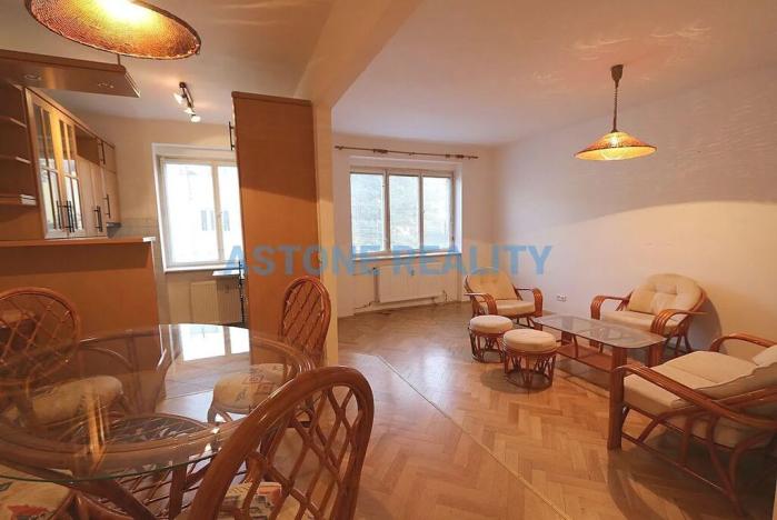 Pronájem bytu 2+kk, Praha - Břevnov, Junácká, 56 m2