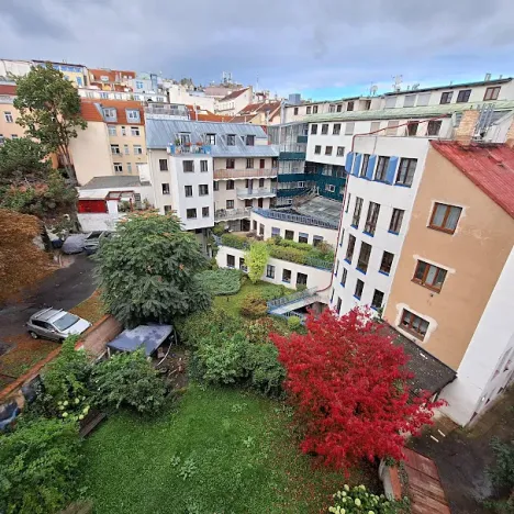 Pronájem bytu 1+kk, Praha - Vršovice, Rybalkova, 28 m2