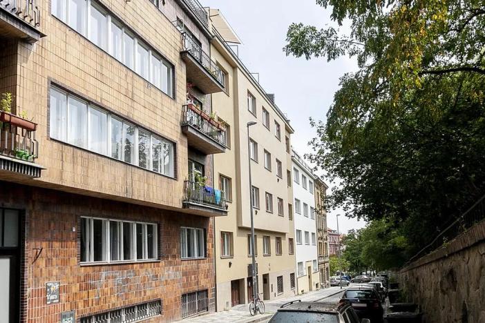 Pronájem bytu 1+kk, Praha - Vršovice, Rybalkova, 28 m2