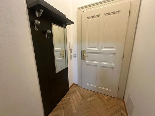 Prodej bytu 2+kk, Praha - Nové Město, Hálkova, 49 m2