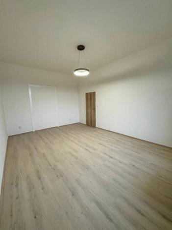 Pronájem bytu 2+1, Praha - Vysočany, Jandova, 50 m2