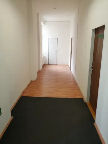 Pronájem kanceláře, Karlovy Vary, T. G. Masaryka, 40 m2