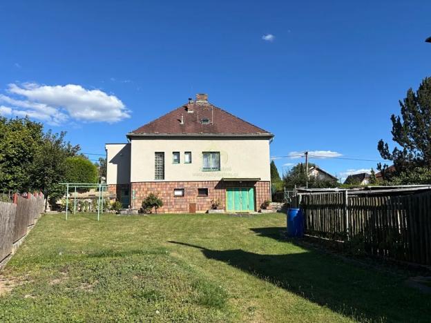 Prodej rodinného domu, Břasy, 240 m2