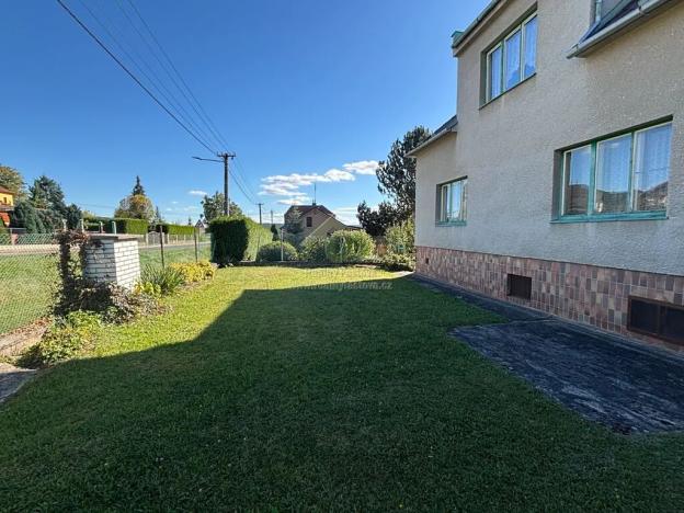 Prodej rodinného domu, Břasy, 240 m2