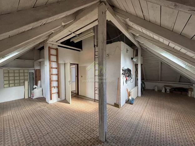 Prodej rodinného domu, Břasy, 240 m2