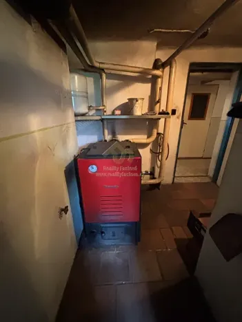 Prodej rodinného domu, Břasy, 240 m2