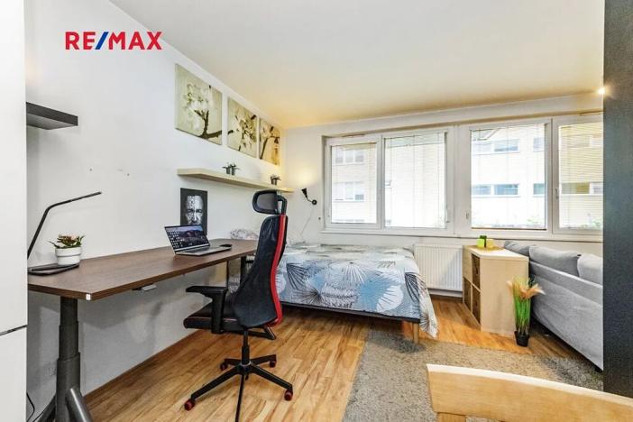 Prodej bytu 1+kk, Praha - Hostavice, U Hostavického potoka, 36 m2