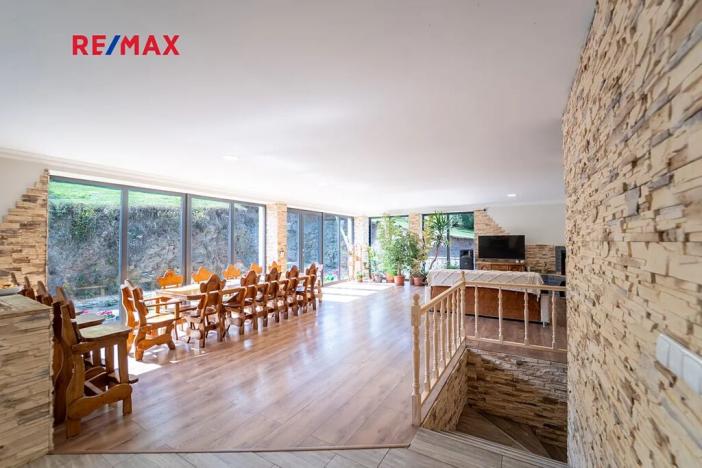 Prodej rodinného domu, Zájezd, 360 m2