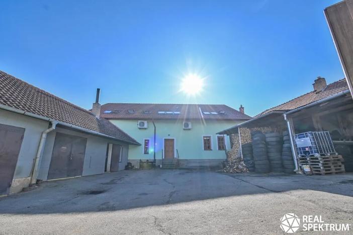 Prodej rodinného domu, Cetkovice, Velká Strana, 420 m2