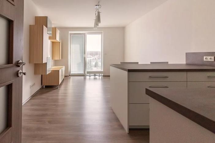 Pronájem bytu 1+kk, Praha - Hostivař, Horolezecká, 31 m2