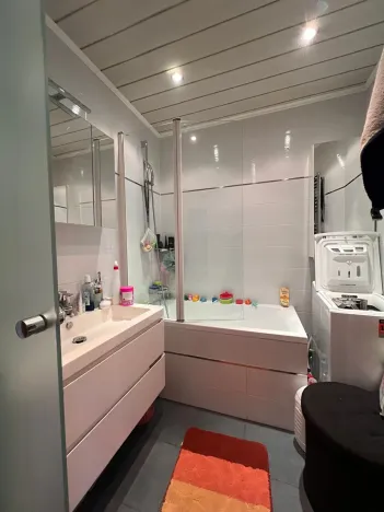 Prodej bytu 3+1, Karlovy Vary, Maďarská, 61 m2