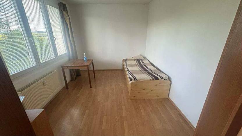 Prodej bytu 3+1, Karlovy Vary, Maďarská, 61 m2