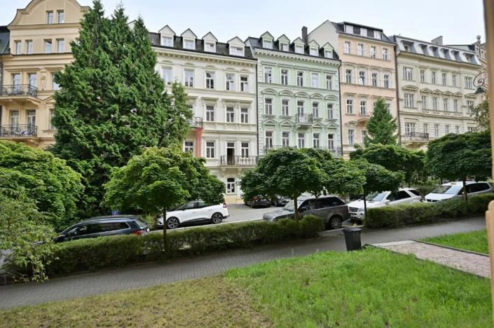 Pronájem bytu 3+kk, Karlovy Vary, Sadová, 105 m2