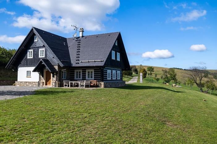 Prodej chalupy, Vrbovce, Slovensko, 1100 m2