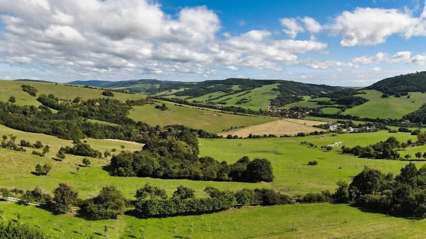 Prodej chalupy, Vrbovce, Slovensko, 1100 m2