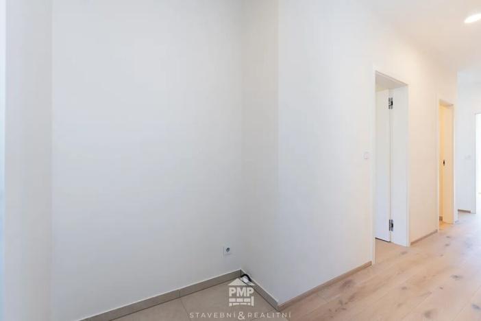 Prodej bytu 3+kk, Nebovidy, 76 m2