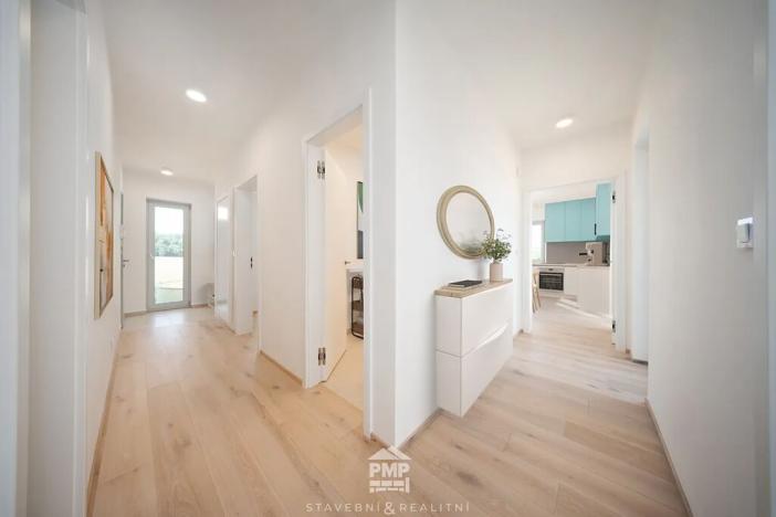 Prodej bytu 3+kk, Nebovidy, 76 m2