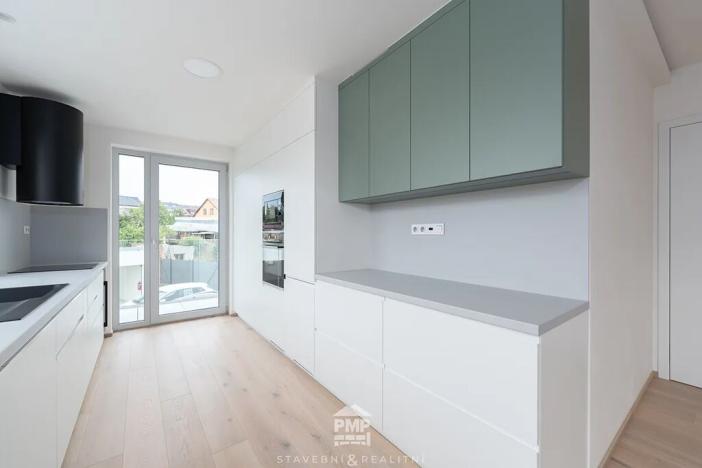 Prodej bytu 4+kk, Nebovidy, 101 m2