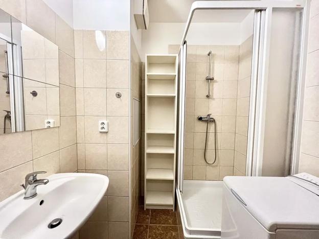 Pronájem bytu 2+kk, Praha - Nusle, Mojmírova, 48 m2