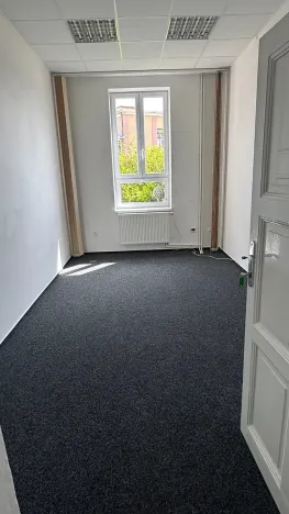 Pronájem kanceláře, Pardubice, Jana Palacha, 15 m2