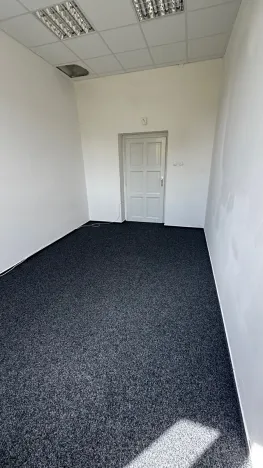 Pronájem kanceláře, Pardubice, Jana Palacha, 15 m2