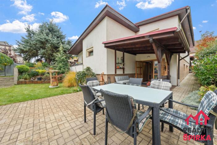 Prodej rodinného domu, Moravany, Zelená, 275 m2