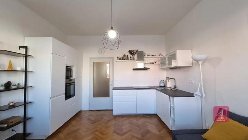 Pronájem bytu 2+kk, Brno, Mojmírovo náměstí, 45 m2