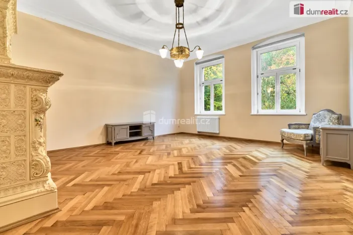 Prodej bytu 2+kk, Karlovy Vary, Svahová, 94 m2
