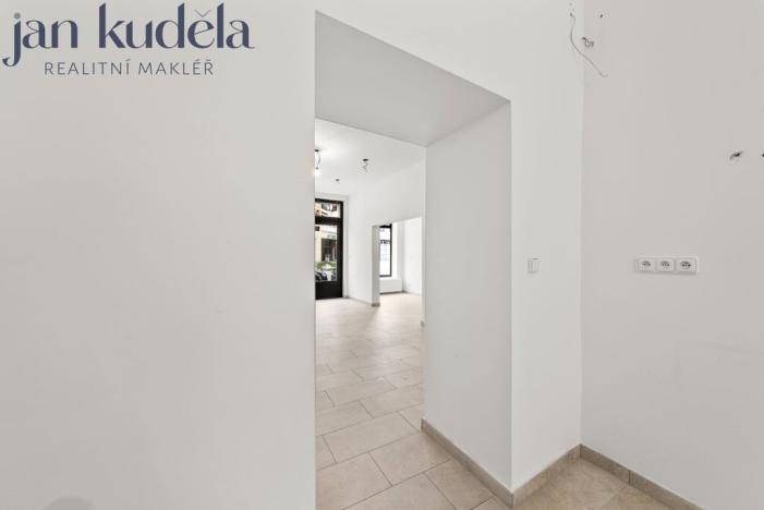 Pronájem obchodního prostoru, Brno, Hrnčířská, 46 m2