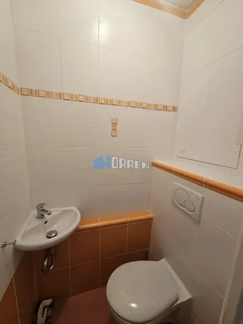 Pronájem bytu 3+1, Praha, Počernická, 73 m2