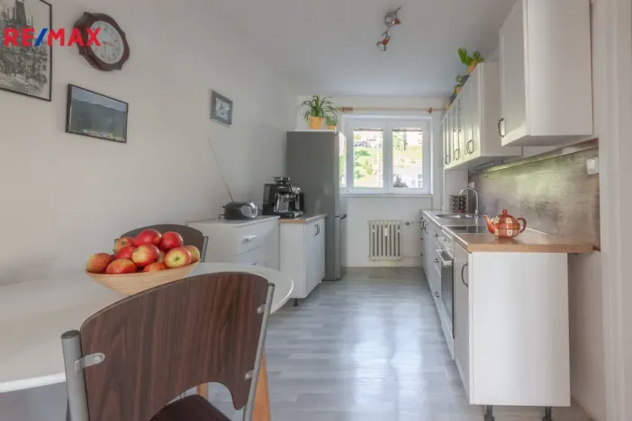 Prodej bytu 1+1, Meziboří, Okružní, 43 m2