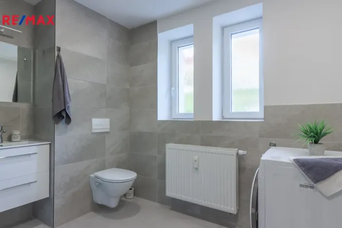 Prodej bytu 1+1, Meziboří, Okružní, 43 m2