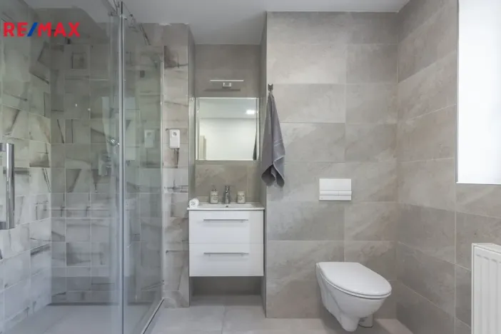 Prodej bytu 1+1, Meziboří, Okružní, 43 m2