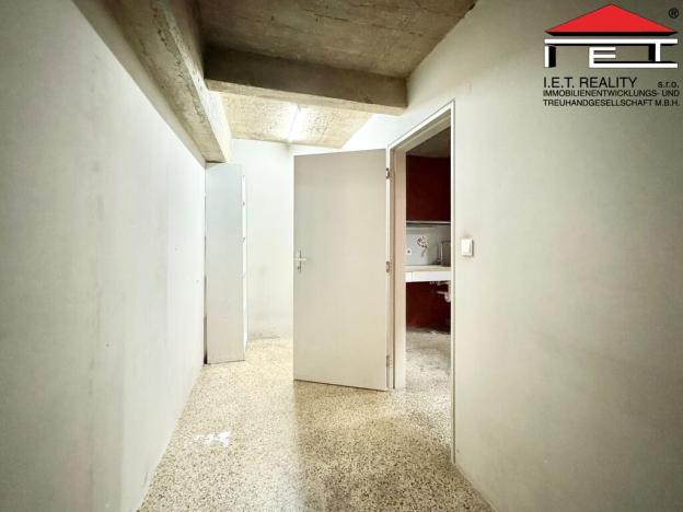 Pronájem obchodního prostoru, Brno, Česká, 75 m2