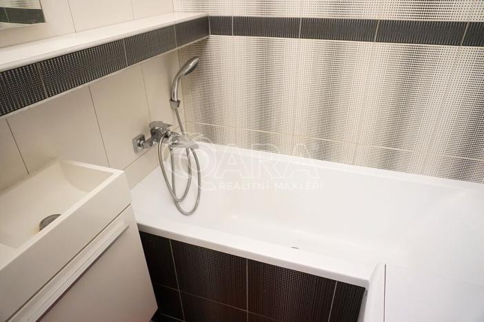 Pronájem bytu 3+kk, Praha - Záběhlice, Bělčická, 54 m2