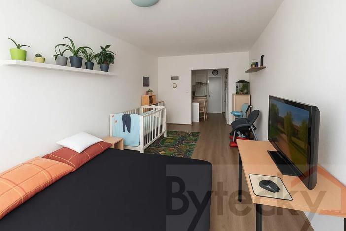 Pronájem bytu 2+kk, Praha - Háje, Ocelíkova, 42 m2