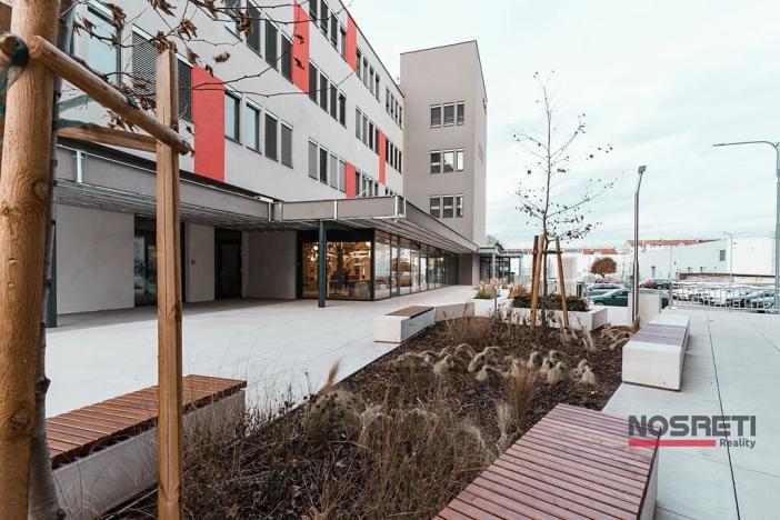 Pronájem kanceláře, Brno, Křenová, 105 m2