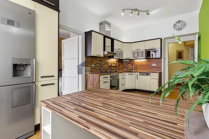 Prodej bytu 2+kk, Praha, V Horkách, 46 m2