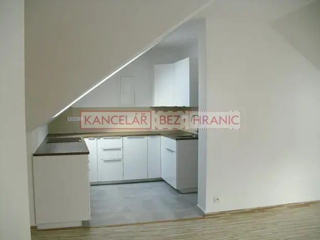 Pronájem bytu 2+kk, Hluk, Ostrožská, 78 m2