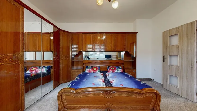 Prodej rodinného domu, Dobkovice, 250 m2