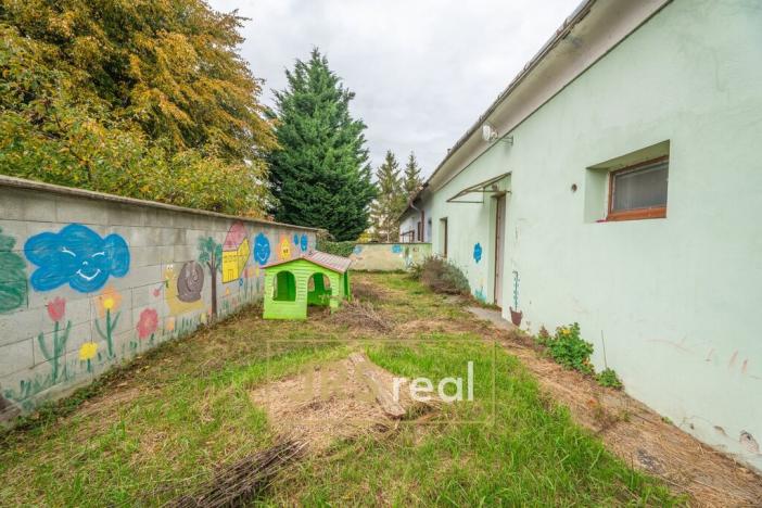 Prodej komerční nemovitosti, Myjava, Slovensko, 182 m2