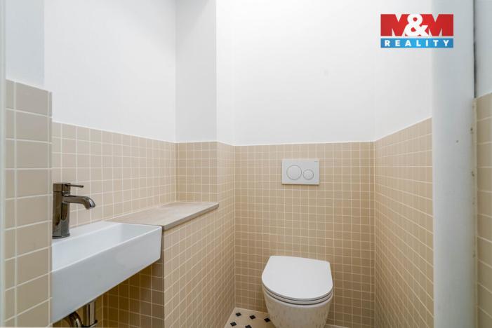 Prodej bytu 4+1, Praha - Smíchov, Zborovská, 141 m2